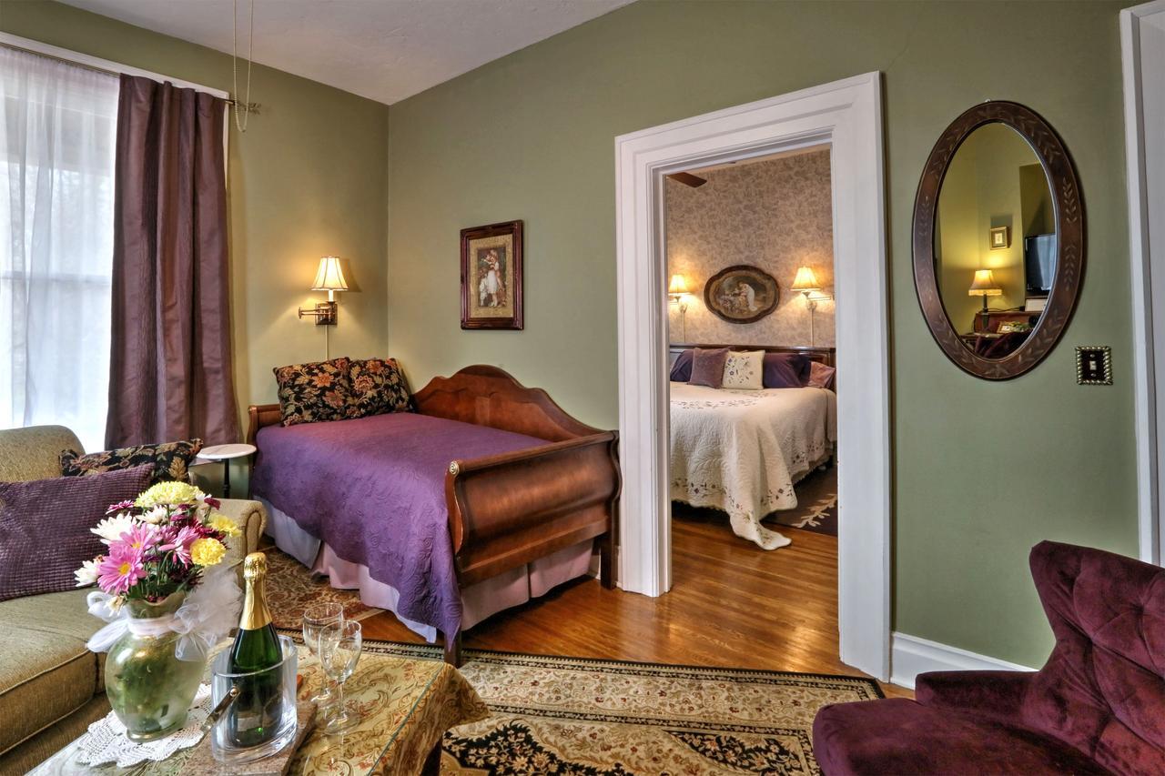 Barrister'S Bed & Breakfast Сенека-Фолс Екстер'єр фото